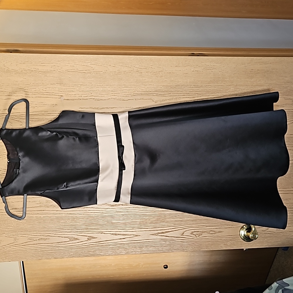Scott McClinton dress